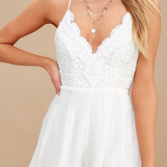 💖LULUS STAR SPANGLED IVORY BACKLESS LACE ROMPER💖 - Picture 4 of 11